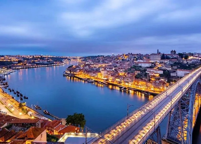 Spacious House In Santa Maria Da Feira - 220 M² With View *